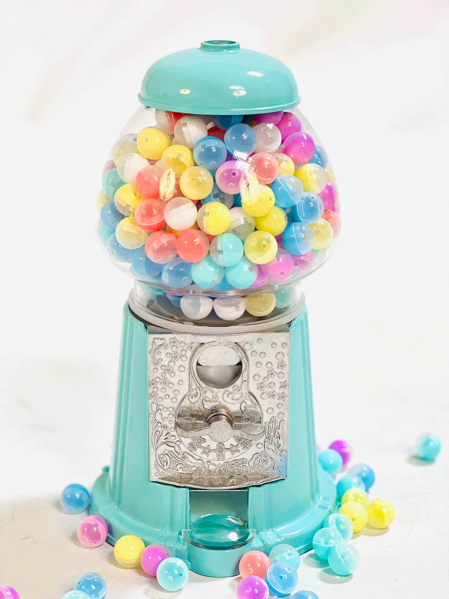 18mm Colorful Empty Capsules for Gumball, Gachapon, & Vending 