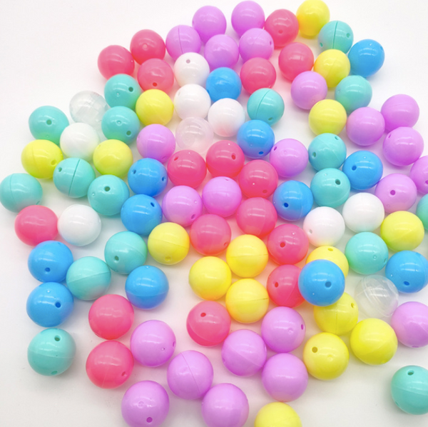 Colorful 18mm Empty Capsules for Gumball Machines - Mini Toy Vending Capsules,  50-Pack